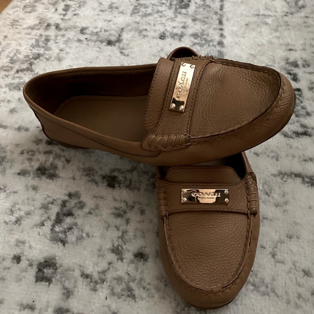 Coach driving moccasins gold detail